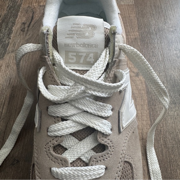 New Balance 574 Platform Sneakers - Picture 4 of 7